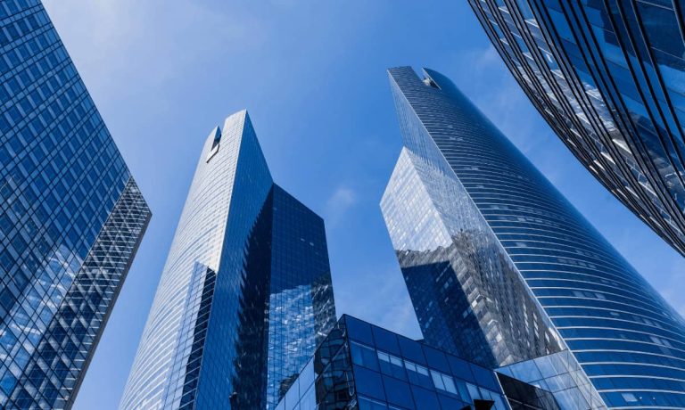 Banks Take Hard Line on Stablecoin Yields as White House Talks Stall Banks Take Hard Line on Stablecoin Yields as White House Talks Stall