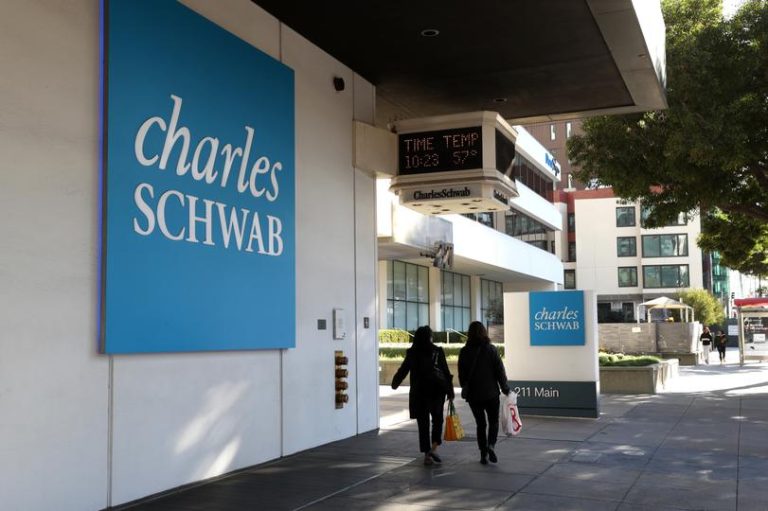 Schwab plans spot crypto trading launch in first half of 2026, starting with BTC, ETH