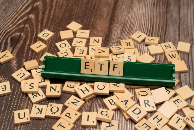 BlackRock bitcoin ETF sheds $528 million, the second-largest daily outflow on record